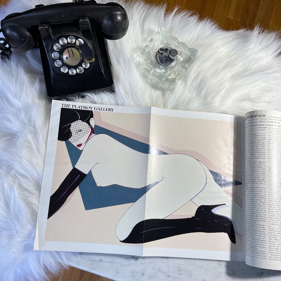 Vintage 80s Playboy Magazine May 1986 - Picture 3 of 4